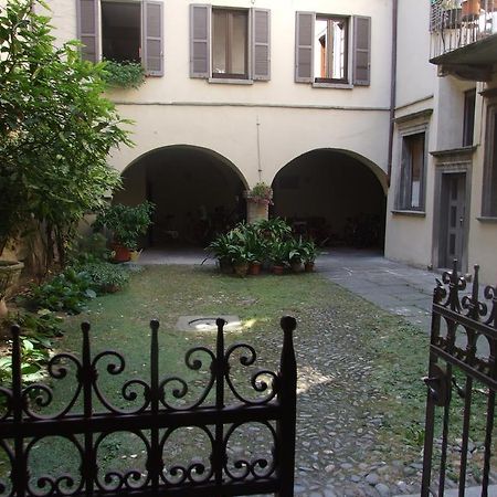 La Stufa Rossa Hotel Sondrio Ngoại thất bức ảnh
